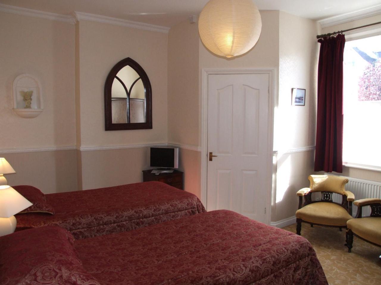 Hedley Villa Guest House Leamington Spa Extérieur photo